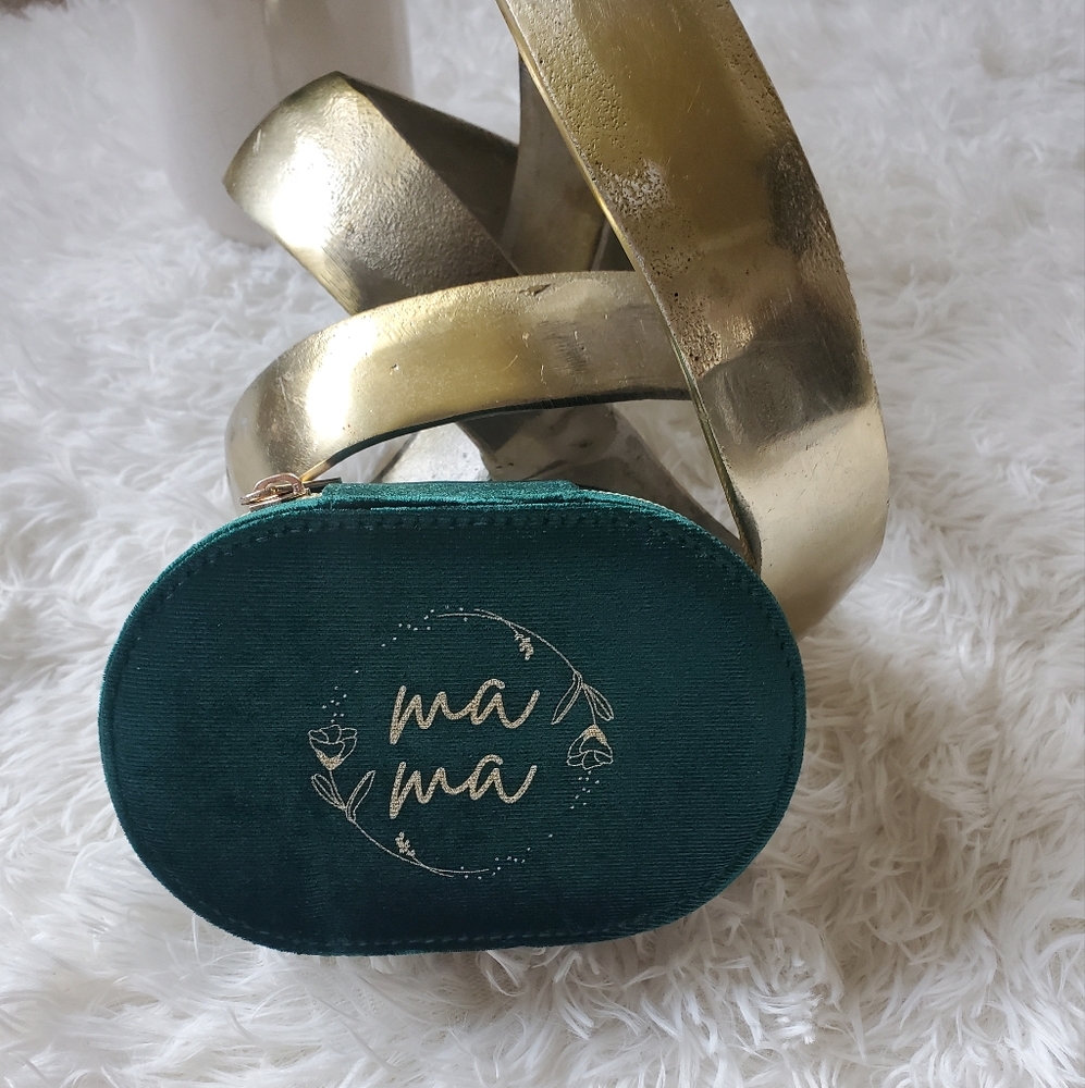 Beautiful Emarld Green & Gold Velvet Jewelry Box "Mama" Mothers Day!
